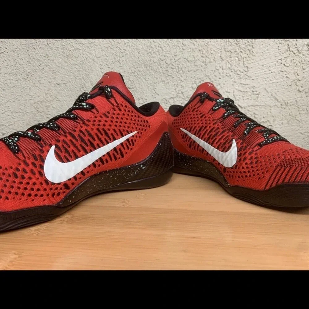 Size 9 Nike Kobe 9 Elite Low Men Red Excellent Flyknit Basketball‎ 639045-600